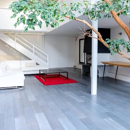 Architect House Near Paris アパート